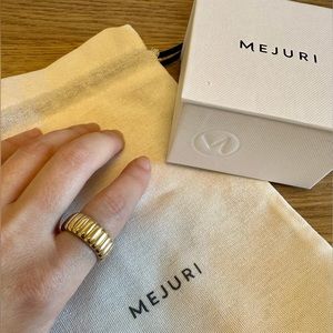 Mejuri Charlotte Bold Ring